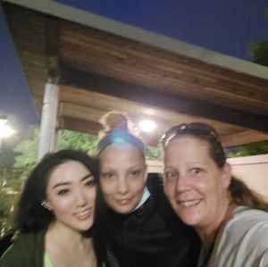 Meet your Posher, Leslie